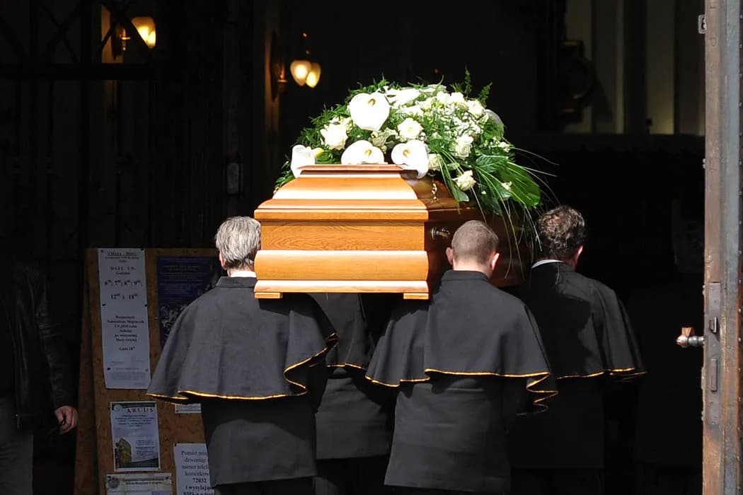 Jak sprawdzić datę pogrzebu w Pabianicach i uniknąć nieporozumień