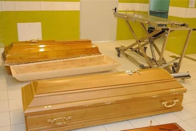 Ile kosztuje kremacja w Toruniu? Poznaj ukryte koszty i opcje