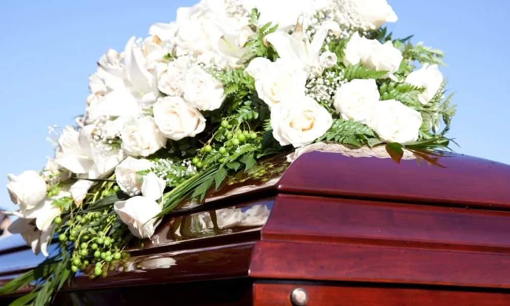 Jak załatwić pogrzeb - krok po kroku bez zbędnych formalności