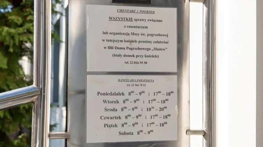 Ile księdzu za pogrzeb? Zaskakujące różnice w opłatach w parafiach