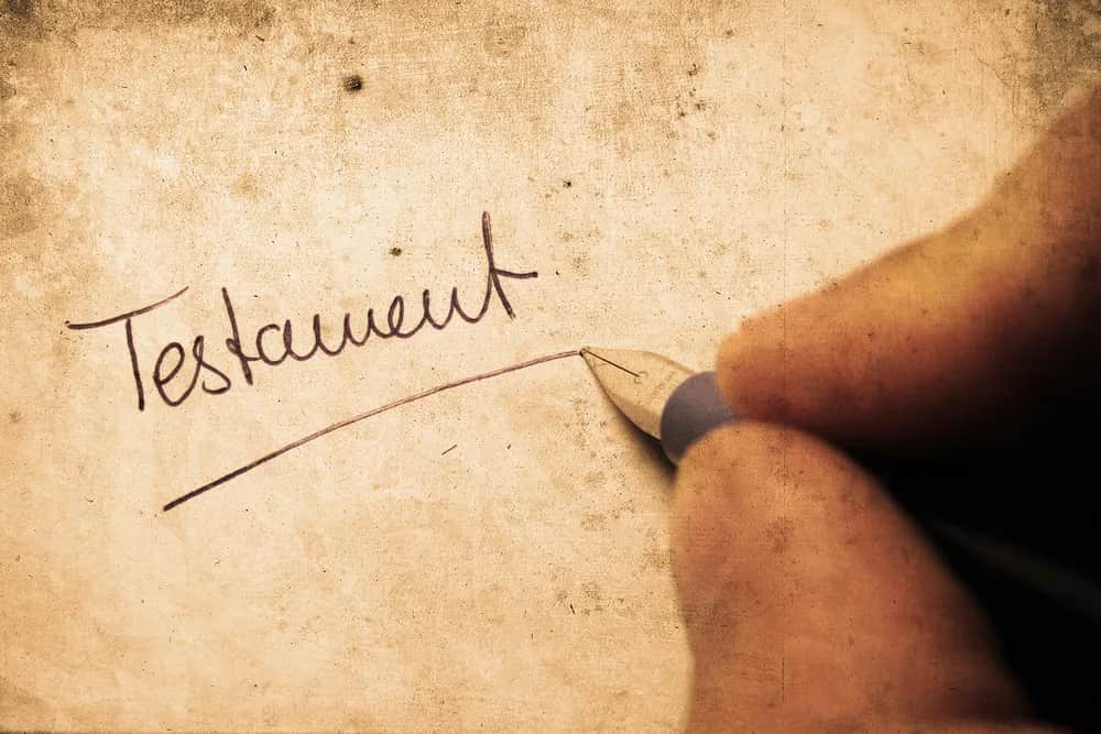 Co zrobić z testamentem u notariusza po śmierci? Kluczowe informacje