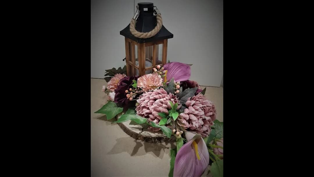 Jak zrobić stroik z lampionem na cmentarz, aby uczcić bliskich