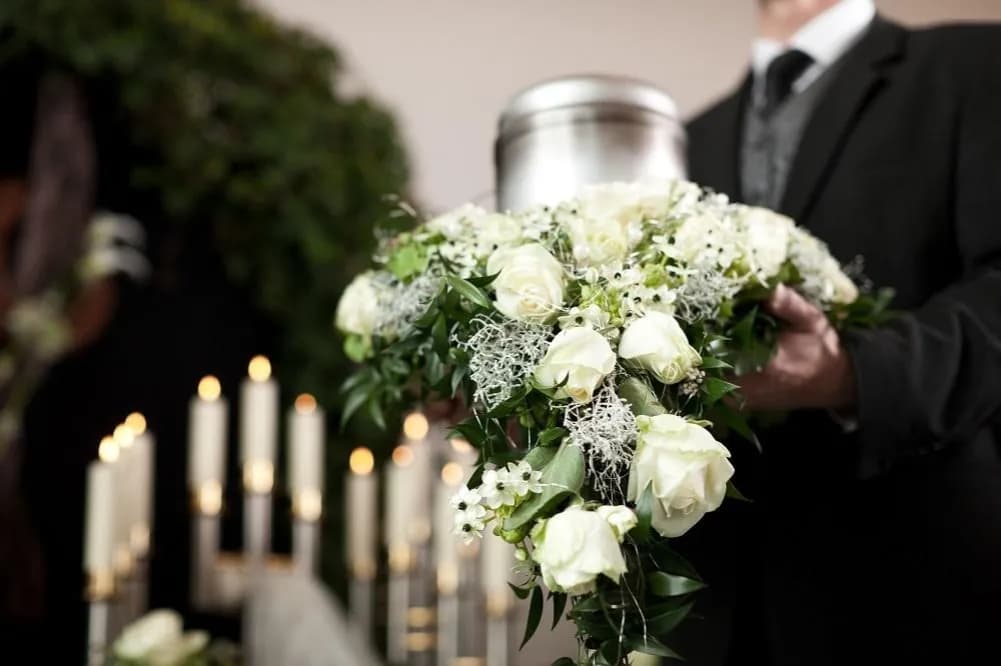 Kremacja czy tradycyjny pochówek - co wybrać, by uniknąć kosztów? Kremacja czy tradycyjny pochówek - co wybrać, by uniknąć kosztów?